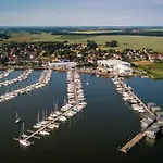 Schwimmende Haeuser Im Baltic Sea 5* Kröslin