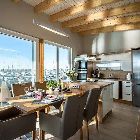 度假村 Schwimmende Haeuser Im Baltic Sea 5*