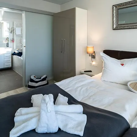 Schwimmende Haeuser Im Baltic Sea 5* Kröslin