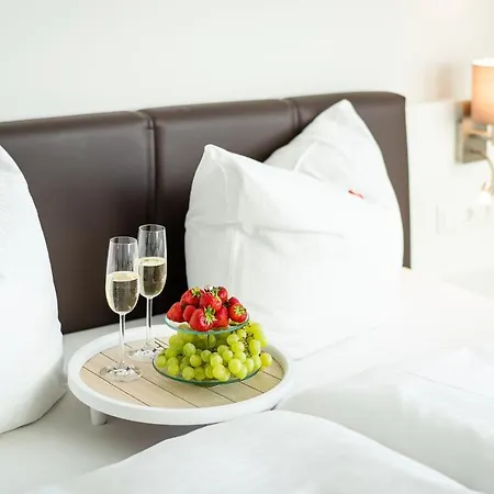 度假村 Schwimmende Haeuser Im Baltic Sea 5*