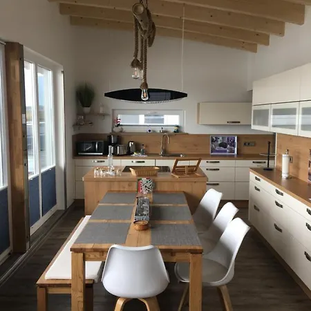 Rezort Schwimmende Haeuser Im Baltic Sea Kröslin