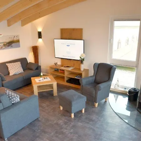 Schwimmende Haeuser Im Baltic Sea Kröslin