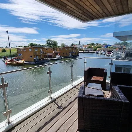 Schwimmende Haeuser Im Baltic Sea 5* Kröslin