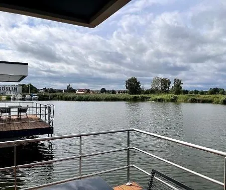 Schwimmende Haeuser Im Baltic Sea 5*