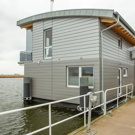 Θέρετρο Schwimmende Haeuser Im Baltic Sea 5*