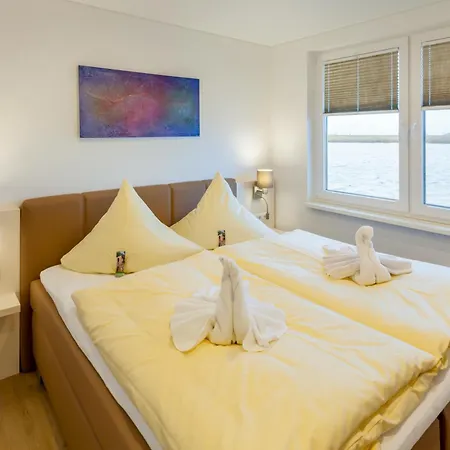Resort Schwimmende Haeuser Im Baltic Sea 5*