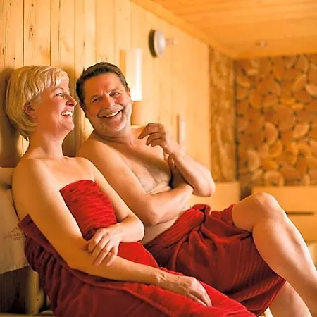 Resort Schwimmende Haeuser Im Baltic Sea Kröslin