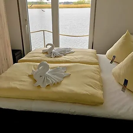 Resort Schwimmende Haeuser Im Baltic Sea