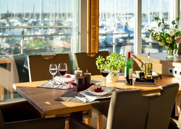 Schwimmende Haeuser Im Baltic Sea 5*