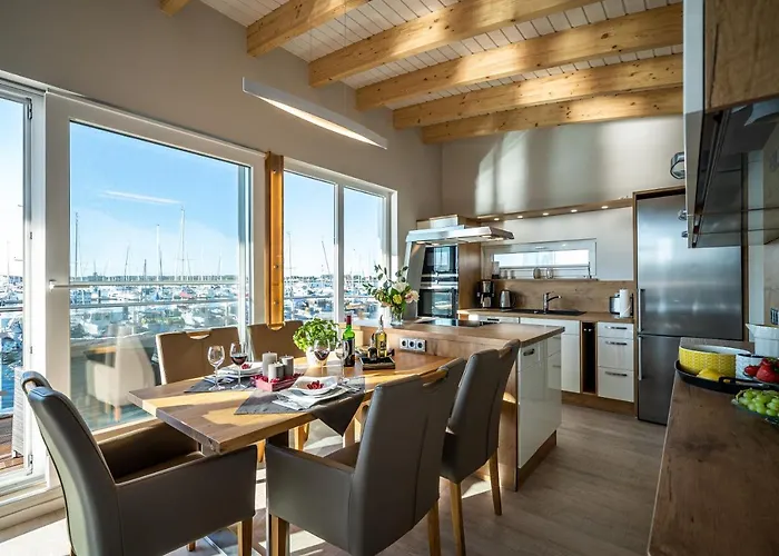 Resort Schwimmende Haeuser Im Baltic Sea 5*