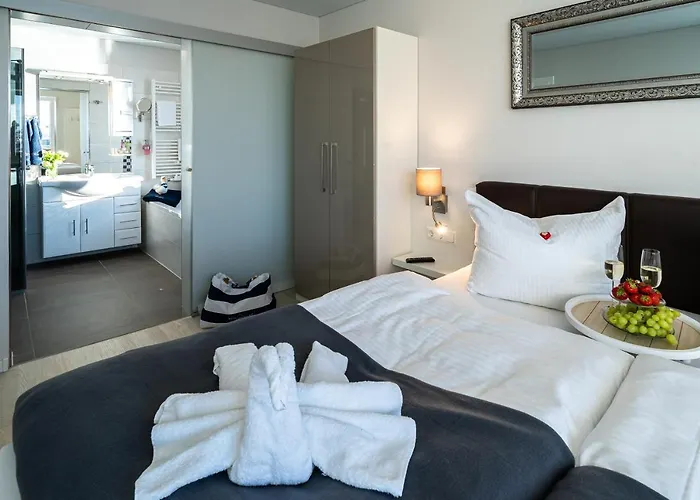 Schwimmende Haeuser Im Baltic Sea 5* Kröslin