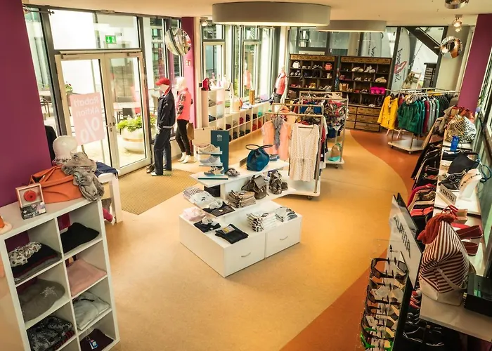 Station touristique Schwimmende Haeuser Im Baltic Sea